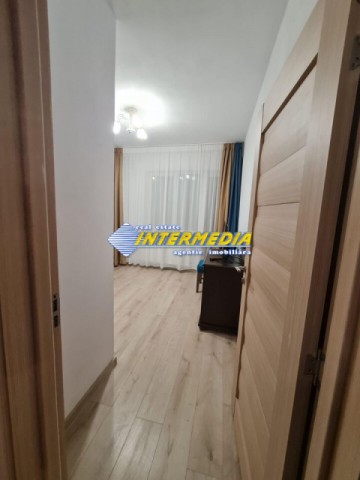 apartament-la-vila-de-inchiriat-cu-4-camere-baie-bucatarie-loc-parcare-garaj-utilat-si-mobilat-complet-26