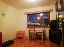 apartament-3-camere-de-vanzare-in-zona-centru-3