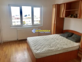 de-inchiriat-apartament-3-camere-decomandat-mobilat-in-alba-iulia-zona-centru-8
