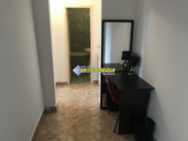 de-inchiriat-apartament-3-camere-decomandat-mobilat-in-alba-iulia-zona-centru-9