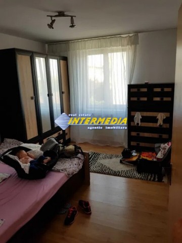 apartament-2-camere-finisat-mobilat-si-utilat-de-vanzare-cetate-5