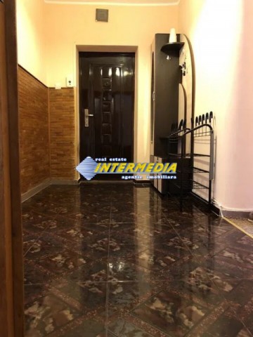 apartament-3-camere-de-vanzare-cetate-zona-closca-3