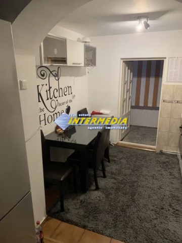 apartament-2-camere-decomandat-finisat-de-vanzare-cetate-2