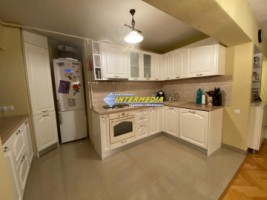 apartament-3-camere-decomandat-alba-iulia-zona-centru-pozitie-ultracentrala-finisat-si-mobilat-complet-33