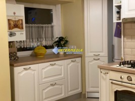 apartament-3-camere-decomandat-alba-iulia-zona-centru-pozitie-ultracentrala-finisat-si-mobilat-complet-21