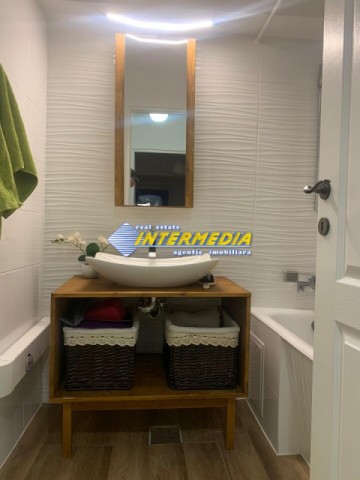 apartament-3-camere-decomandat-alba-iulia-zona-centru-pozitie-ultracentrala-finisat-si-mobilat-complet-28