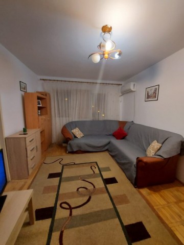 vanzare-apartament-2-camere-podu-ros-etaj-24-0