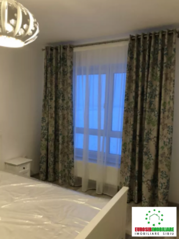 apartament-cu-2-camere-decomandate-de-inchiriat-zona-mihai-viteazul-4
