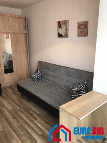 apartament-modern-de-inchiriat-comision-0-7