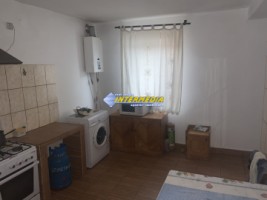 casa-de-vanzare-cu-660-mp-teren-toate-utilitatile-in-alba-iulia-11