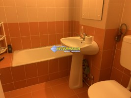 apartament-2-camere-decomandat-de-vanzare-etaj-1-in-alba-iulia-3