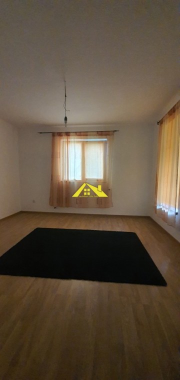 casa-individuala-de-vanzare-schit-9