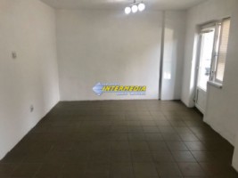 spatiu-comercial-de-inchiriat-alba-iulia-cetate-3