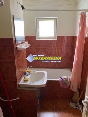 garsoniera-de-vanzare-confort-1-decomandata-in-cetate-alba-iulia-2