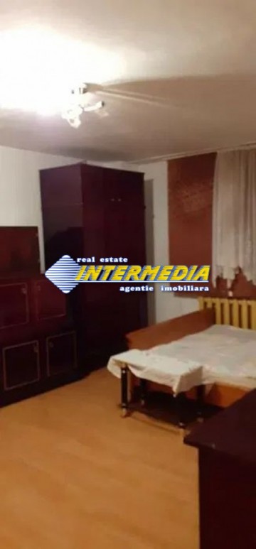 vand-garsoniera-decomandata-44-m2-2
