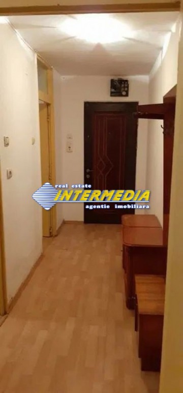 vand-garsoniera-decomandata-44-m2-5