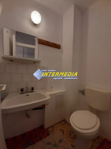 apartament-3-camere-decomandat-de-vanzare-in-alba-iulia-etaj-2-2