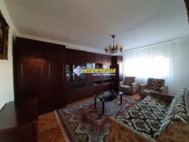 apartament-3-camere-decomandat-de-vanzare-in-alba-iulia-etaj-2
