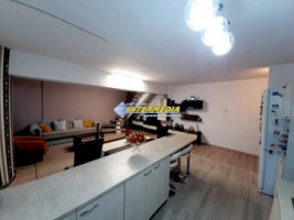 3-camere-decomandat-cu-scara-interioara-in-centru-alba-iulia-1