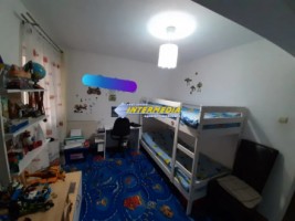 3-camere-decomandat-cu-scara-interioara-in-centru-alba-iulia-5