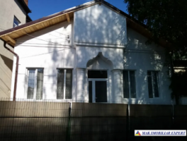 gasca-zurli-vila-stil-5-camere-teren-632-mp-campulung