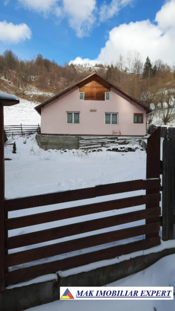 vila-3-camere-teren-6000-mp-dambovicioara