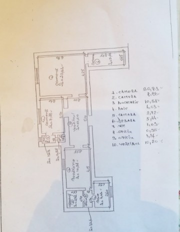 apartament-doua-camere-in-casa-zona-piata-sfatului-3