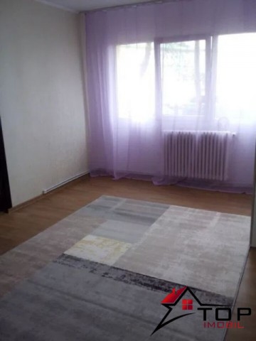 vanzare-apartament-3-camere-podu-ros-2