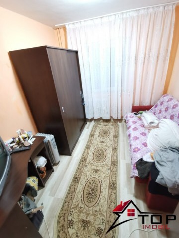 apartament-4-camere-podu-ros-podu-de-piatra-etaj-1-5