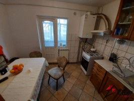 vanzare-apartament-3-camere-decomandat-nicolaina-etajul-1-7