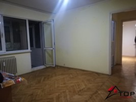 vand-apartament-2-camere-podu-ros-0