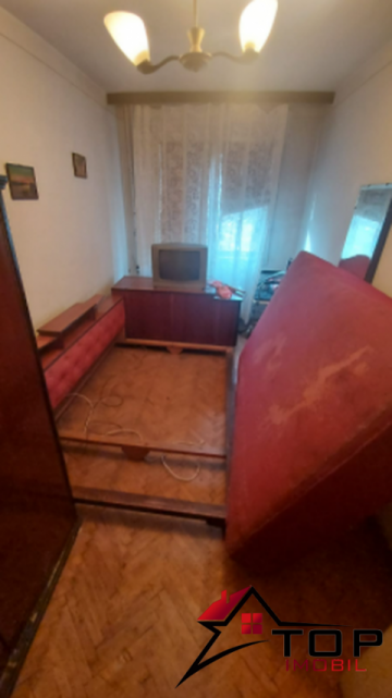 apartament-cu-3-camere-podu-ros-2