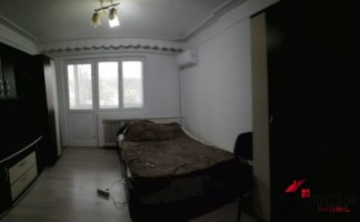 apartament-2-camere-decomandat-podu-ros-0