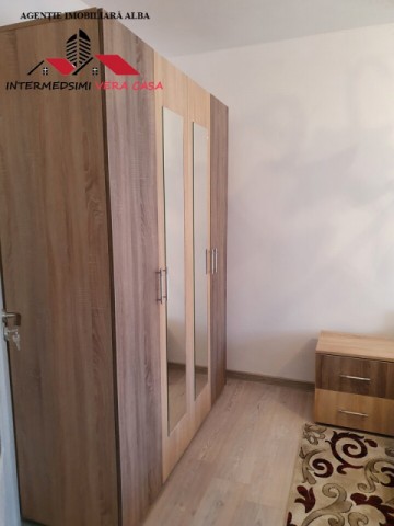 oferta-apartament-de-inchiriat-renovat-50-mp-alba-iulia-cetate-2