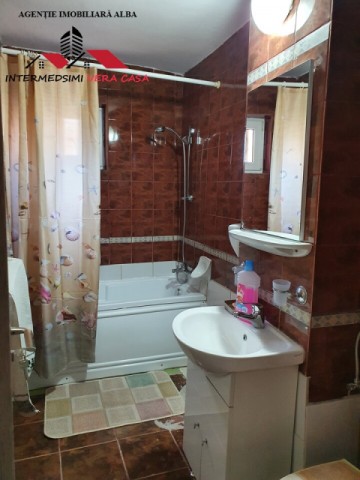 oferta-apartament-de-inchiriat-renovat-50-mp-alba-iulia-cetate-3