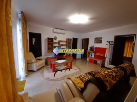 casa-de-vanzare-in-santimbru-finisata-complet-cu-garaj-33-mp-2