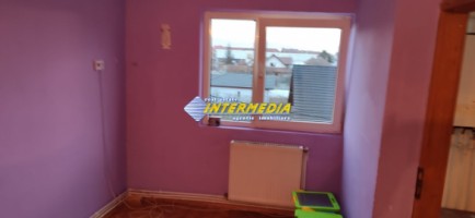 garsoniera-de-vanzare-cetate-etaj-2-cu-centrala-si-termopane-4