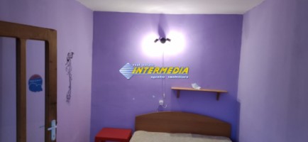 garsoniera-de-vanzare-cetate-etaj-2-cu-centrala-si-termopane-6
