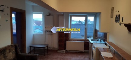 garsoniera-de-vanzare-cetate-etaj-2-cu-centrala-si-termopane-9