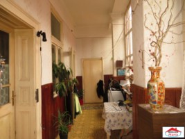 casa-3-camere-semicentral-la-curte-comuna-id-22041-1