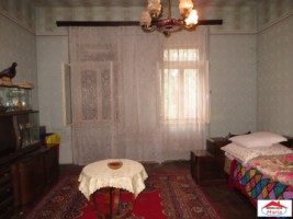 casa-3-camere-semicentral-la-curte-comuna-id-22041-4