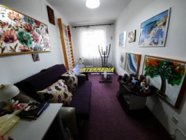 apartament-3-camere-decomandat-de-vanzare-centru-etaj-1-4