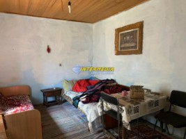 id-5365-casa-veche-de-vanzare-oarda-cu-467-mp-teren-la-asfalt-toate-utilitatile-racordate-pozitie-excelenta-4