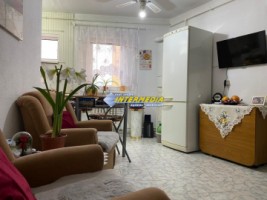 special-apartament-cu-3-camere-decomandat-de-vanzare-in-alba-iulia-zona-cetate-stadion-cu-boxa-pivnita-balcon-loc-parcare-alba-iulia-1