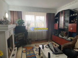 special-apartament-cu-3-camere-decomandat-de-vanzare-in-alba-iulia-zona-cetate-stadion-cu-boxa-pivnita-balcon-loc-parcare-alba-iulia-4