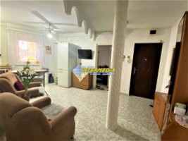 special-apartament-cu-3-camere-decomandat-de-vanzare-in-alba-iulia-zona-cetate-stadion-cu-boxa-pivnita-balcon-loc-parcare-alba-iulia