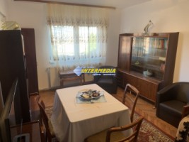 apartament-2-camere-decomandat-de-vanzare-cetate-etaj-1-1