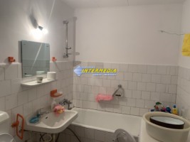 apartament-2-camere-decomandat-de-vanzare-cetate-etaj-1-3