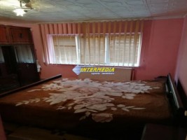 2-camere-decomandat-de-vanzare-in-alba-iulia-suprafata-mare-1