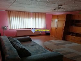 2-camere-decomandat-de-vanzare-in-alba-iulia-suprafata-mare-2